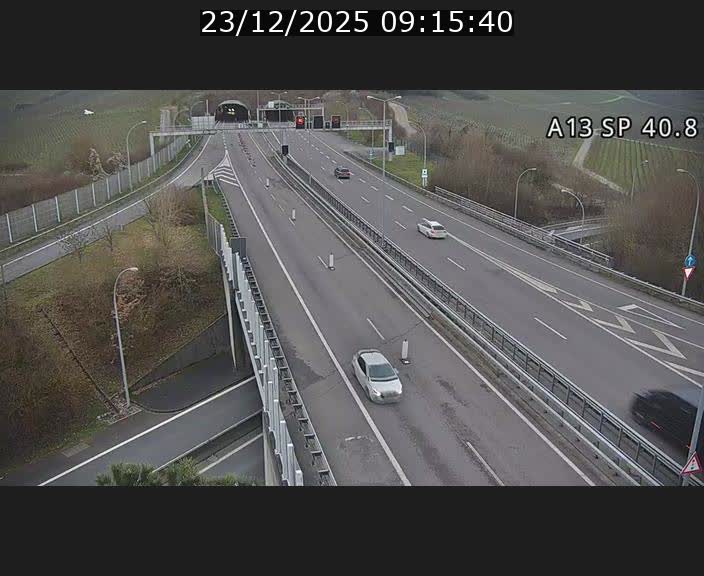 <h2>Webcam avec vue sur l'entrée côté allemand du tunnel Markusbierg à Schengen. Vue orientée vers le tunnel et Bettembourg</h2>