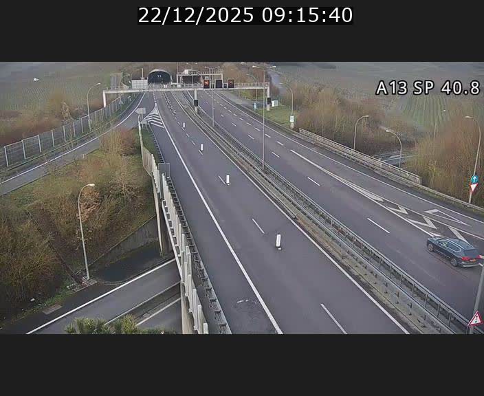 <h2>Webcam avec vue sur l'entrée côté allemand du tunnel Markusbierg à Schengen. Vue orientée vers le tunnel et Bettembourg</h2>