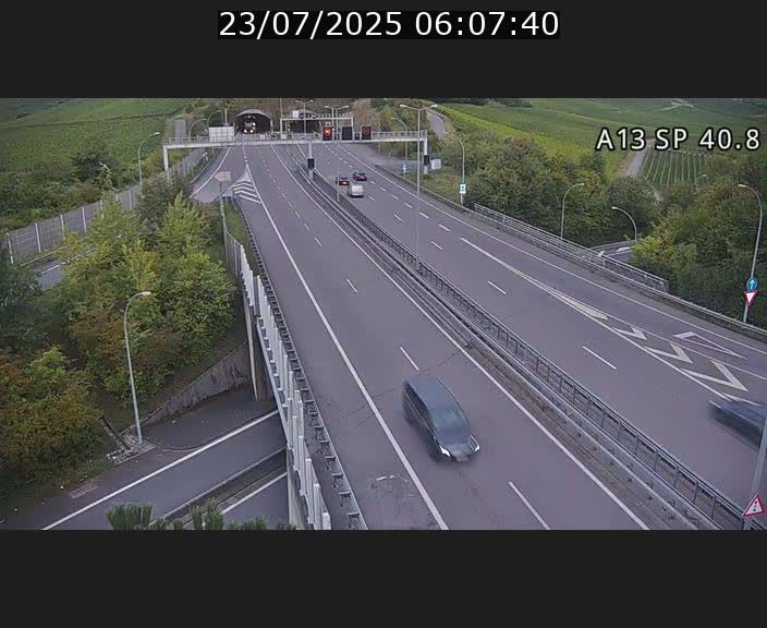 <h2>Webcam avec vue sur l'entrée côté allemand du tunnel Markusbierg à Schengen. Vue orientée vers le tunnel et Bettembourg</h2>
