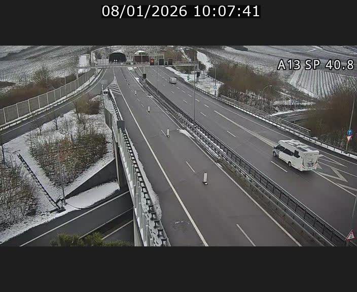 <h2>Webcam avec vue sur l'entrée côté allemand du tunnel Markusbierg à Schengen. Vue orientée vers le tunnel et Bettembourg</h2>