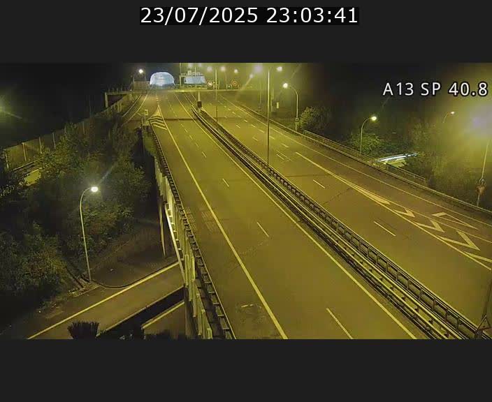 <h2>Webcam avec vue sur l'entrée côté allemand du tunnel Markusbierg à Schengen. Vue orientée vers le tunnel et Bettembourg</h2>