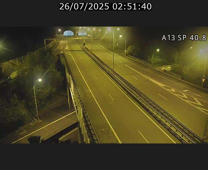 <h2>Webcam avec vue sur l'entrée côté allemand du tunnel Markusbierg à Schengen. Vue orientée vers le tunnel et Bettembourg</h2>