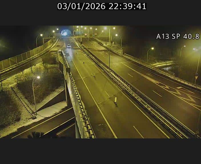 <h2>Webcam avec vue sur l'entrée côté allemand du tunnel Markusbierg à Schengen. Vue orientée vers le tunnel et Bettembourg</h2>