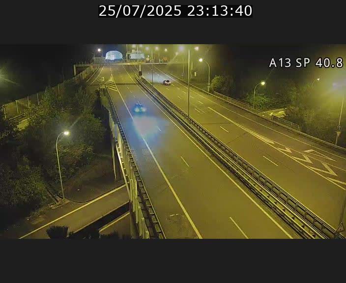 <h2>Webcam avec vue sur l'entrée côté allemand du tunnel Markusbierg à Schengen. Vue orientée vers le tunnel et Bettembourg</h2>
