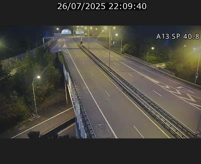 <h2>Webcam avec vue sur l'entrée côté allemand du tunnel Markusbierg à Schengen. Vue orientée vers le tunnel et Bettembourg</h2>