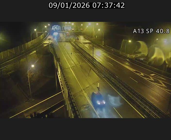 <h2>Webcam avec vue sur l'entrée côté allemand du tunnel Markusbierg à Schengen. Vue orientée vers le tunnel et Bettembourg</h2>