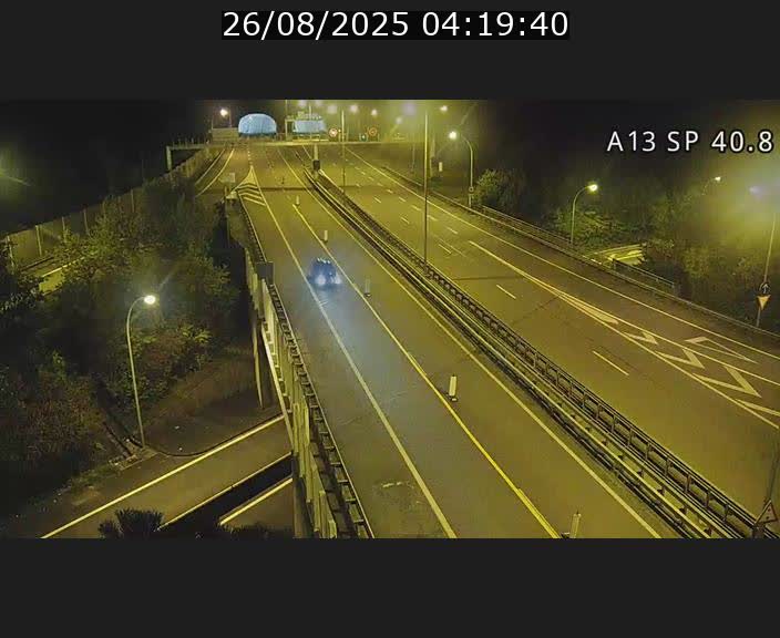 <h2>Webcam avec vue sur l'entrée côté allemand du tunnel Markusbierg à Schengen. Vue orientée vers le tunnel et Bettembourg</h2>