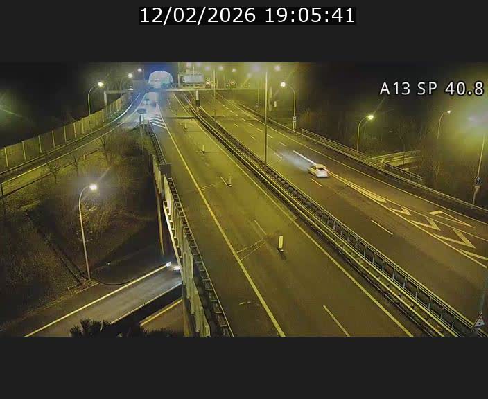 <h2>Webcam avec vue sur l'entrée côté allemand du tunnel Markusbierg à Schengen. Vue orientée vers le tunnel et Bettembourg</h2>