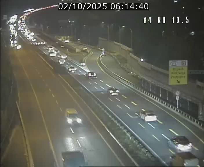 <h2>Traffic live webcam Luxembourg Pontpierre - A4 - BK 10.5 - direction Luxembourg</h2>
