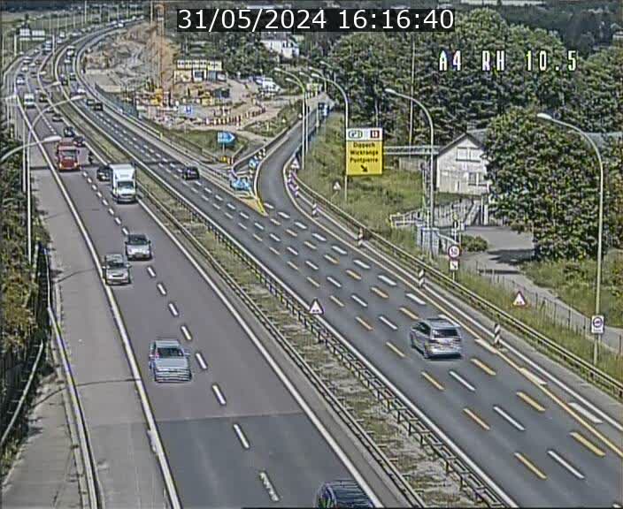 <h2>Traffic live webcam Luxembourg Pontpierre - A4 - BK 10.5 - direction Luxembourg</h2>
