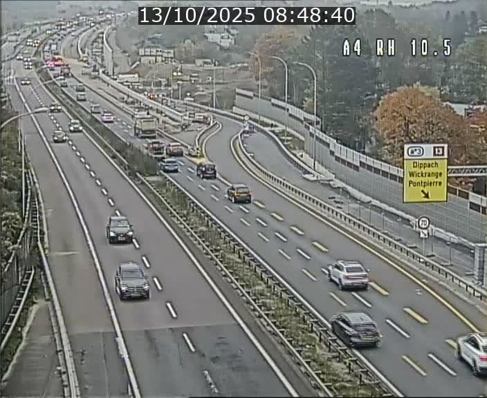 <h2>Traffic live webcam Luxembourg Pontpierre - A4 - BK 10.5 - direction Luxembourg</h2>