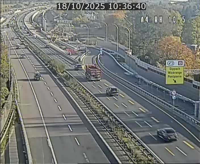 <h2>Traffic live webcam Luxembourg Pontpierre - A4 - BK 10.5 - direction Luxembourg</h2>