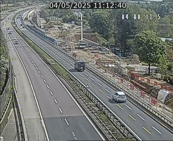 Traffic live webcam Luxembourg Pontpierre - A4 - BK 10.5 - direction Luxembourg