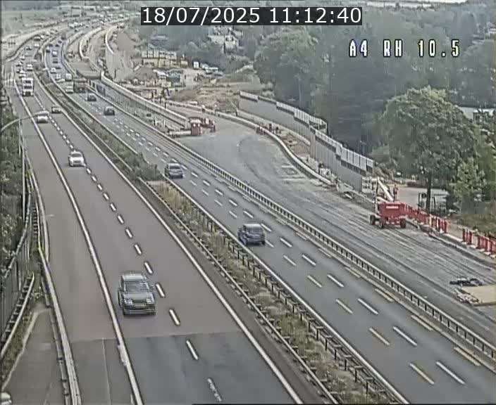 Traffic live webcam Luxembourg Pontpierre - A4 - BK 10.5 - direction Luxembourg