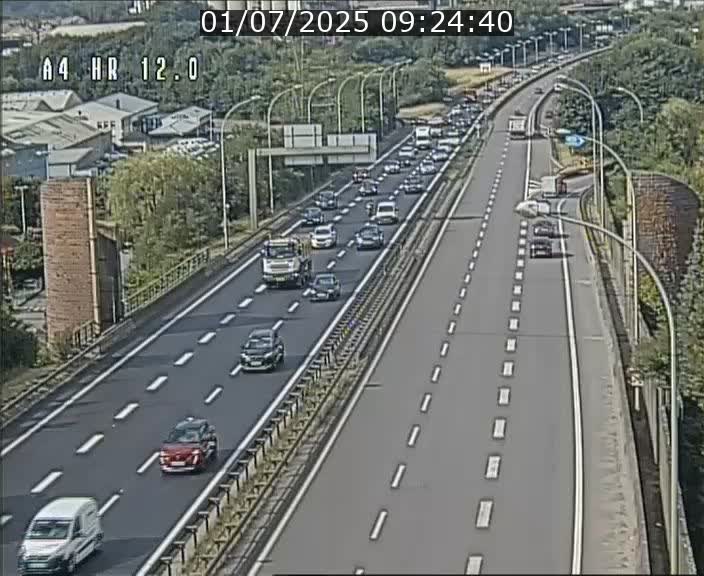 <h2>Traffic live webcam Luxembourg Jonction Foetz - A4 - BK 12.0 - direction Esch sur Alzette</h2>
