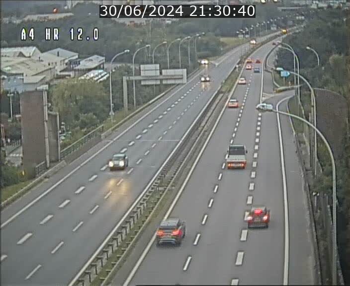 <h2>Traffic live webcam Luxembourg Jonction Foetz - A4 - BK 12.0 - direction Esch sur Alzette</h2>