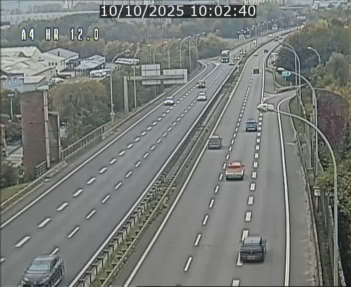 <h2>Traffic live webcam Luxembourg Jonction Foetz - A4 - BK 12.0 - direction Esch sur Alzette</h2>