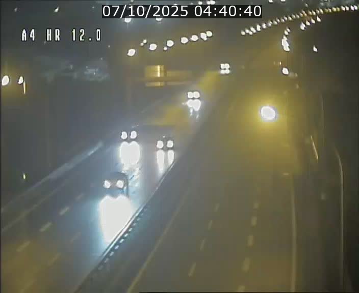 <h2>Traffic live webcam Luxembourg Jonction Foetz - A4 - BK 12.0 - direction Esch sur Alzette</h2>
