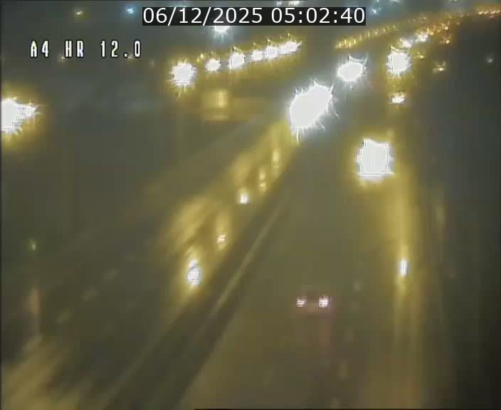 <h2>Traffic live webcam Luxembourg Jonction Foetz - A4 - BK 12.0 - direction Esch sur Alzette</h2>