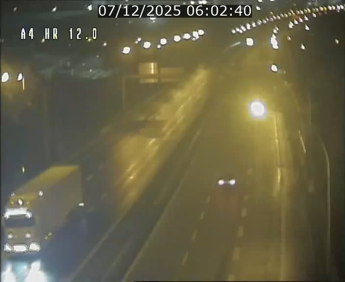 <h2>Traffic live webcam Luxembourg Jonction Foetz - A4 - BK 12.0 - direction Esch sur Alzette</h2>