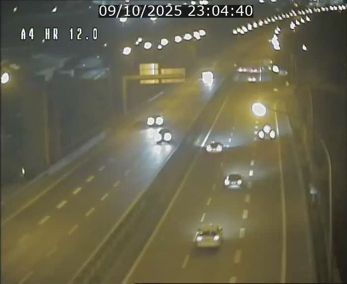 <h2>Traffic live webcam Luxembourg Jonction Foetz - A4 - BK 12.0 - direction Esch sur Alzette</h2>