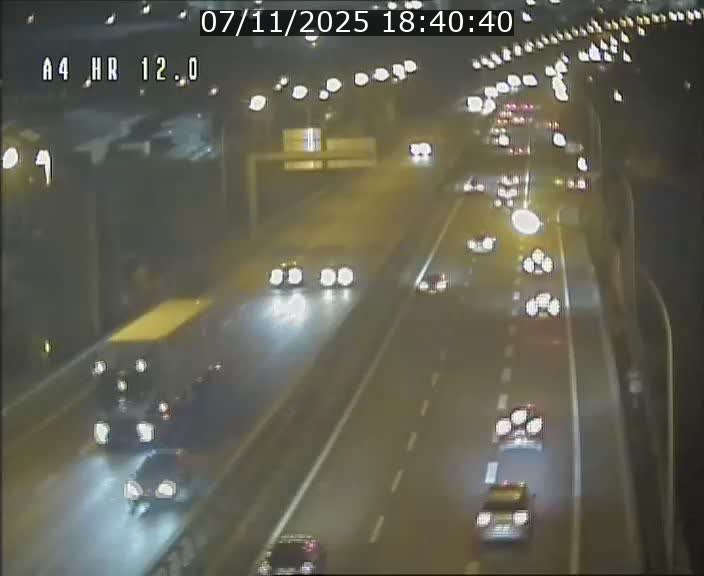 <h2>Traffic live webcam Luxembourg Jonction Foetz - A4 - BK 12.0 - direction Esch sur Alzette</h2>