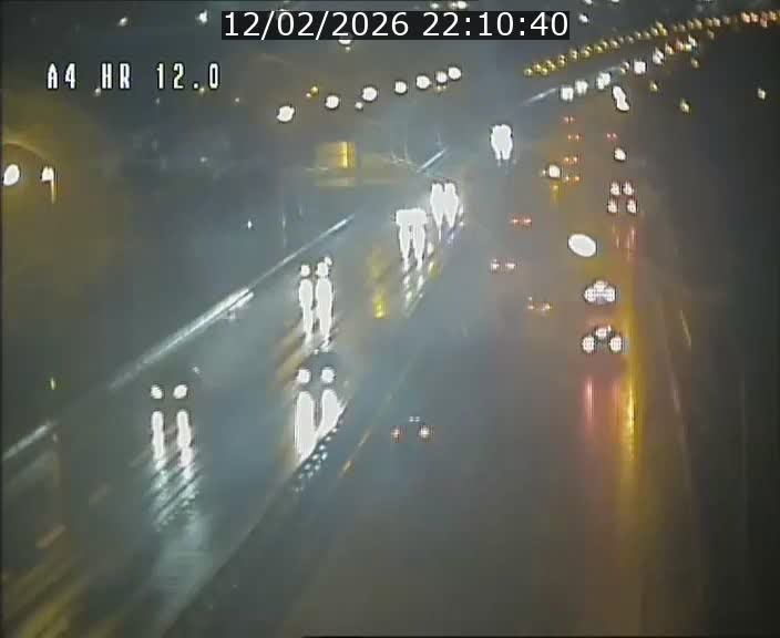 <h2>Traffic live webcam Luxembourg Jonction Foetz - A4 - BK 12.0 - direction Esch sur Alzette</h2>