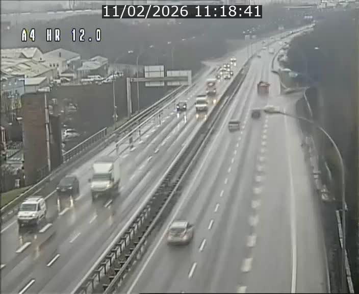 <h2>Traffic live webcam Luxembourg Jonction Foetz - A4 - BK 12.0 - direction Esch sur Alzette</h2>