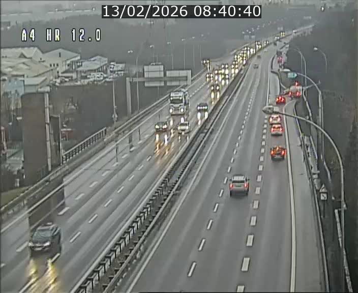 <h2>Traffic live webcam Luxembourg Jonction Foetz - A4 - BK 12.0 - direction Esch sur Alzette</h2>
