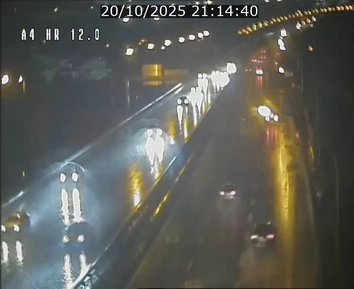 <h2>Traffic live webcam Luxembourg Jonction Foetz - A4 - BK 12.0 - direction Esch sur Alzette</h2>