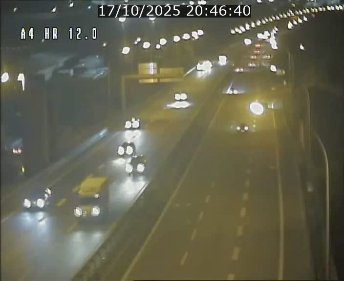 <h2>Traffic live webcam Luxembourg Jonction Foetz - A4 - BK 12.0 - direction Esch sur Alzette</h2>
