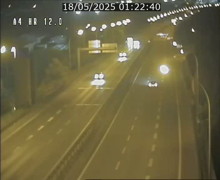 <h2>Traffic live webcam Luxembourg Jonction Foetz - A4 - BK 12.0 - direction Esch sur Alzette</h2>