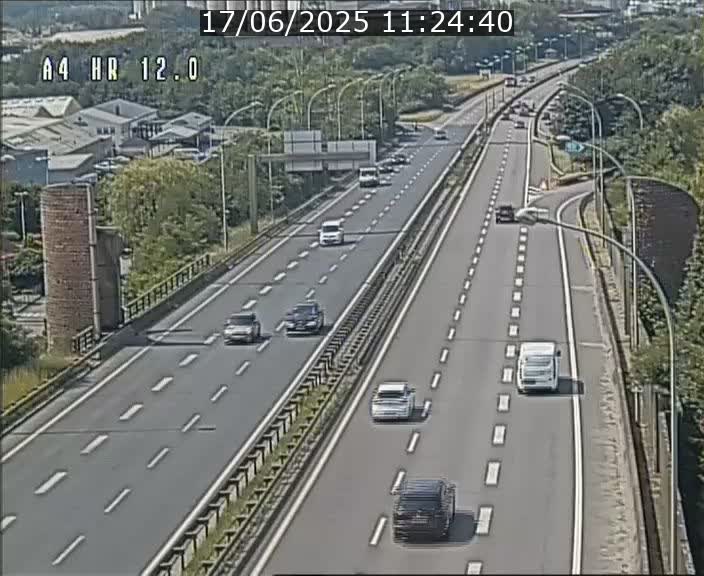 Traffic live webcam Luxembourg Jonction Foetz - A4 - BK 12.0 - direction Esch sur Alzette
