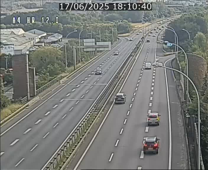 Traffic live webcam Luxembourg Jonction Foetz - A4 - BK 12.0 - direction Esch sur Alzette
