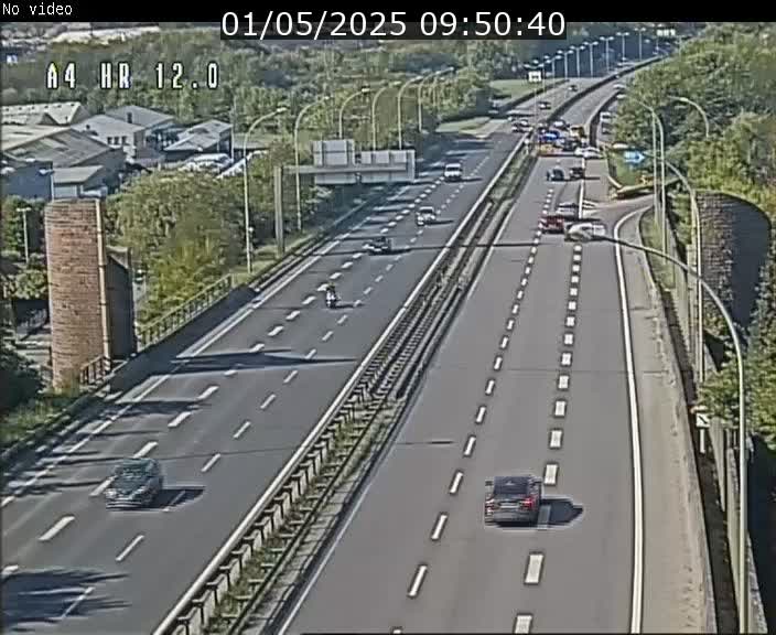 Traffic live webcam Luxembourg Jonction Foetz - A4 - BK 12.0 - direction Esch sur Alzette