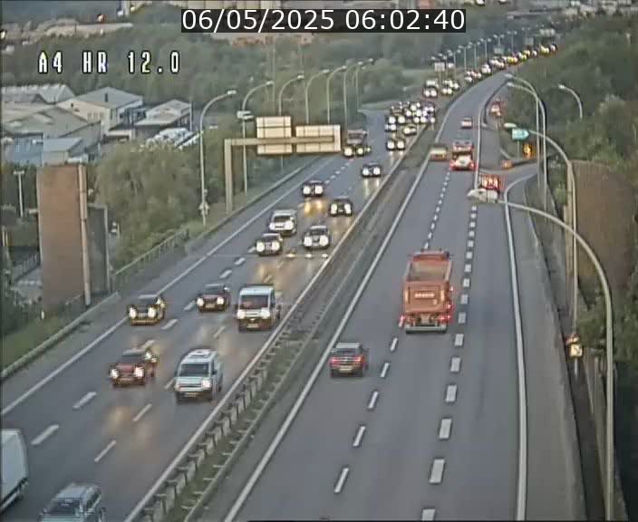Traffic live webcam Luxembourg Jonction Foetz - A4 - BK 12.0 - direction Esch sur Alzette