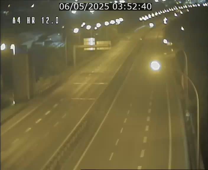 Traffic live webcam Luxembourg Jonction Foetz - A4 - BK 12.0 - direction Esch sur Alzette