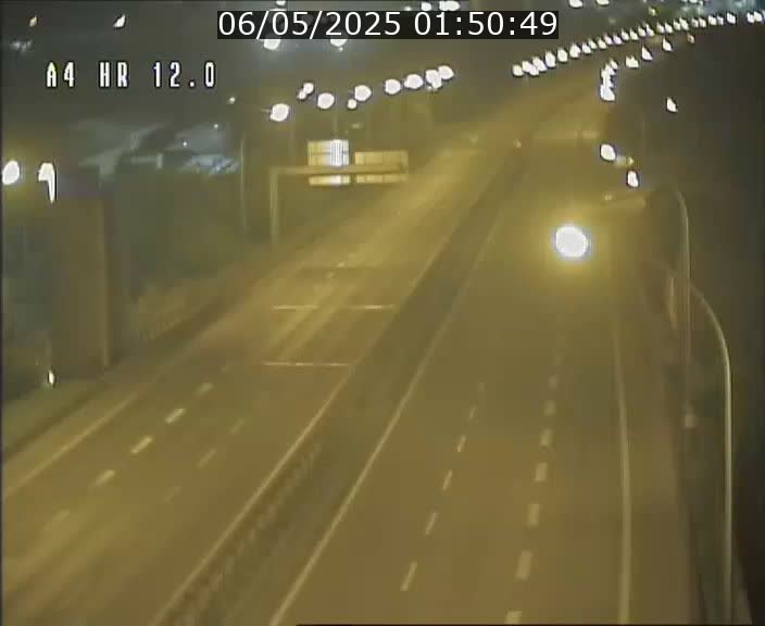 Traffic live webcam Luxembourg Jonction Foetz - A4 - BK 12.0 - direction Esch sur Alzette
