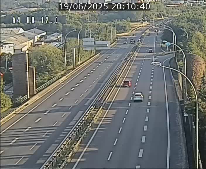 Traffic live webcam Luxembourg Jonction Foetz - A4 - BK 12.0 - direction Esch sur Alzette