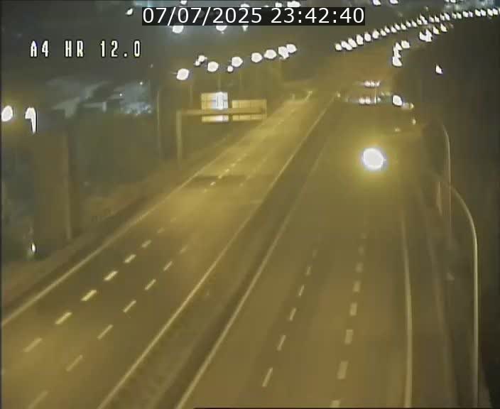Traffic live webcam Luxembourg Jonction Foetz - A4 - BK 12.0 - direction Esch sur Alzette