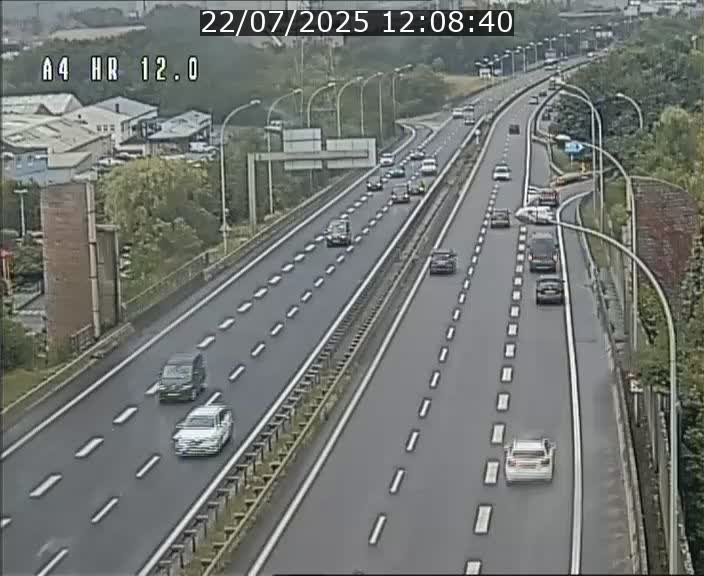 Traffic live webcam Luxembourg Jonction Foetz - A4 - BK 12.0 - direction Esch sur Alzette