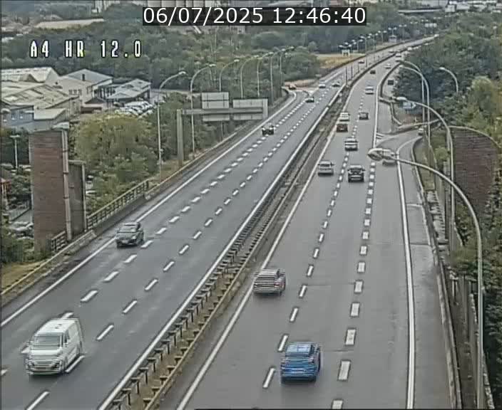 Traffic live webcam Luxembourg Jonction Foetz - A4 - BK 12.0 - direction Esch sur Alzette
