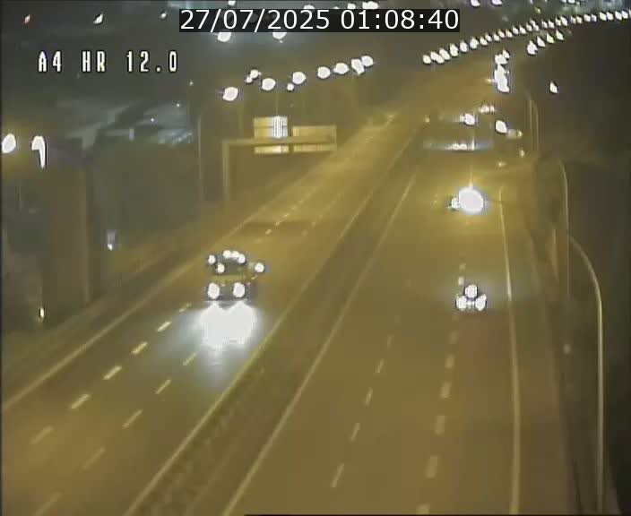 Traffic live webcam Luxembourg Jonction Foetz - A4 - BK 12.0 - direction Esch sur Alzette