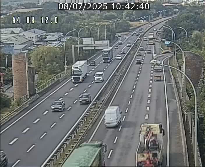 Traffic live webcam Luxembourg Jonction Foetz - A4 - BK 12.0 - direction Esch sur Alzette