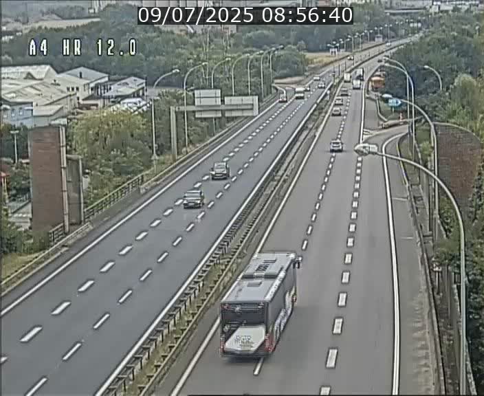 Traffic live webcam Luxembourg Jonction Foetz - A4 - BK 12.0 - direction Esch sur Alzette