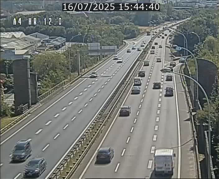 Traffic live webcam Luxembourg Jonction Foetz - A4 - BK 12.0 - direction Esch sur Alzette