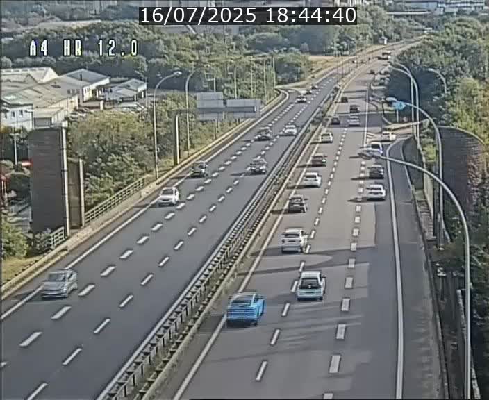 Traffic live webcam Luxembourg Jonction Foetz - A4 - BK 12.0 - direction Esch sur Alzette