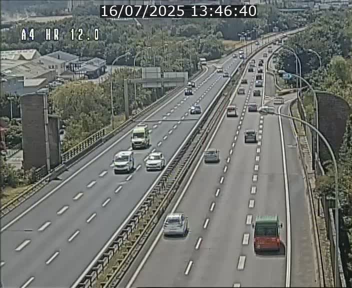 Traffic live webcam Luxembourg Jonction Foetz - A4 - BK 12.0 - direction Esch sur Alzette