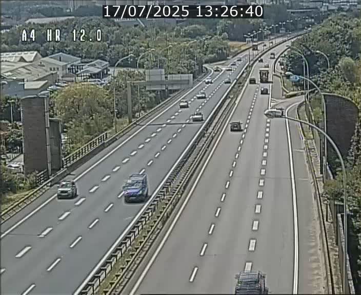 Traffic live webcam Luxembourg Jonction Foetz - A4 - BK 12.0 - direction Esch sur Alzette