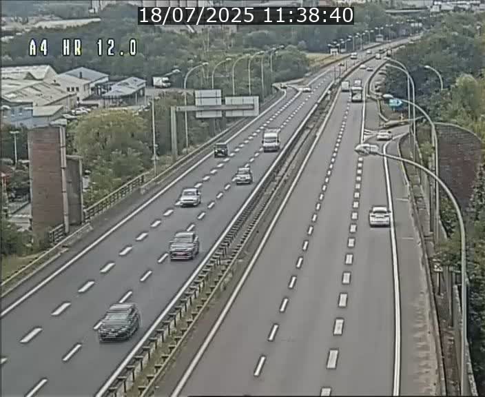 Traffic live webcam Luxembourg Jonction Foetz - A4 - BK 12.0 - direction Esch sur Alzette